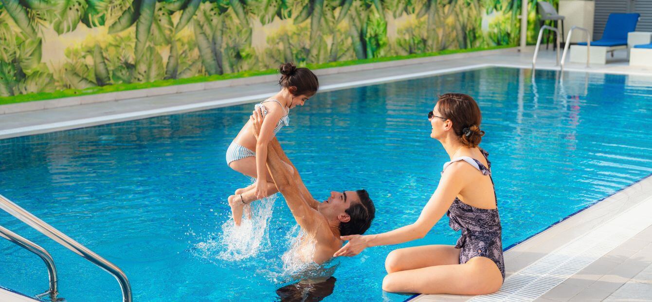 Stay Longer, Save Up To 35% Stay Longer, Save Up To 35%